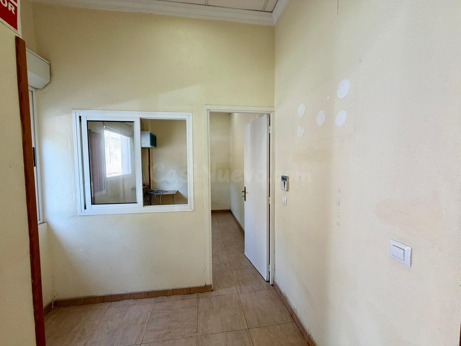 SE VENDE LOCAL COMERCIAL EN BARRIO SAN LUIS - foto 3
