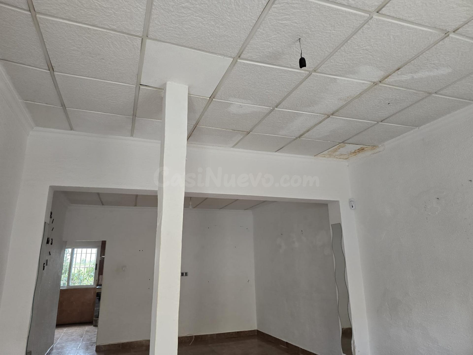 CASA ADOSADA CON AMPLIAS POSIBILIDADES EN ALMORADÍ - foto 5