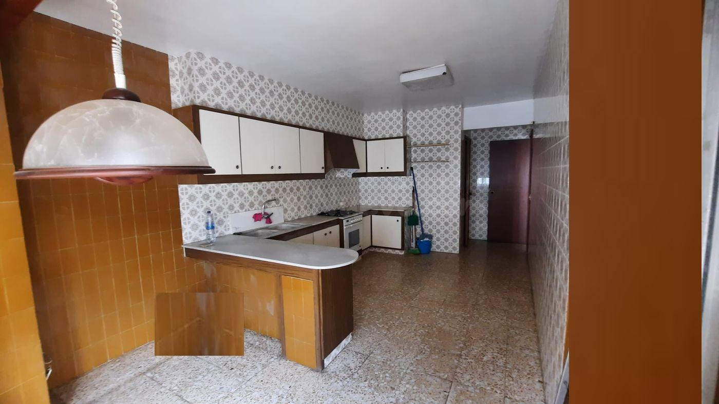 ¡Es un hogar perfecto para familias que buscan comodidad y f - foto 2