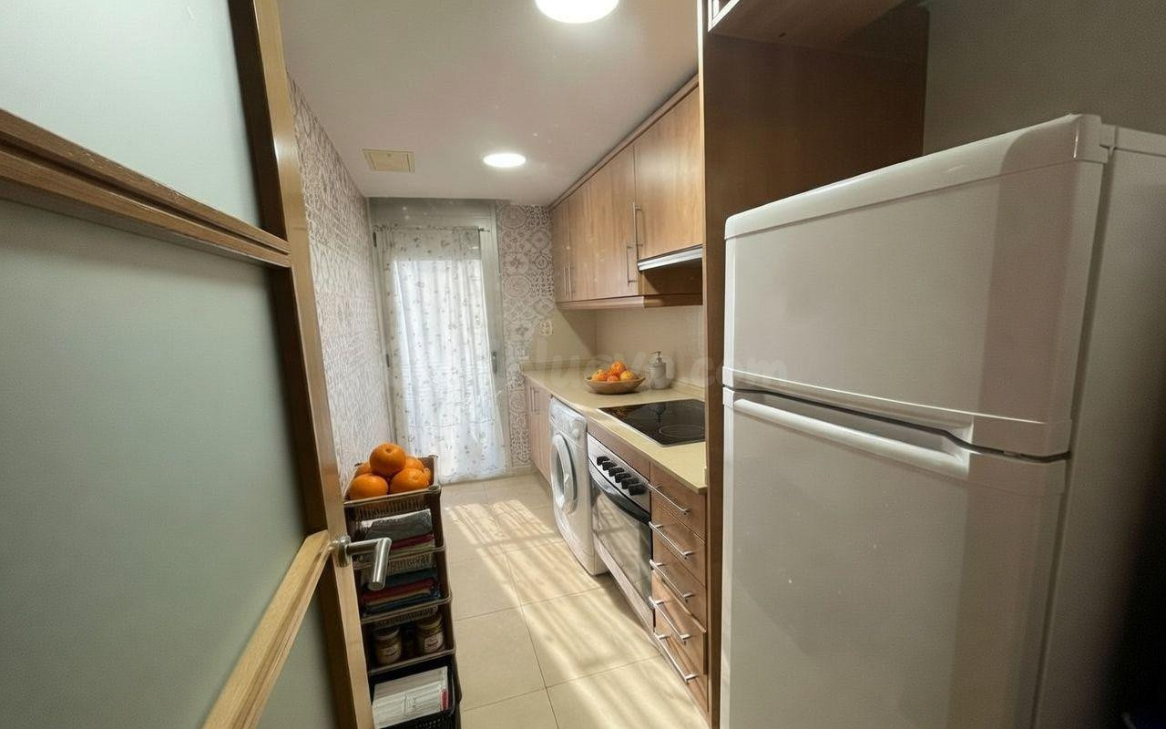 APARTAMENTO ZONA PUERTO, DE 2 DORMITORIOS Y TERRAZA - foto 4