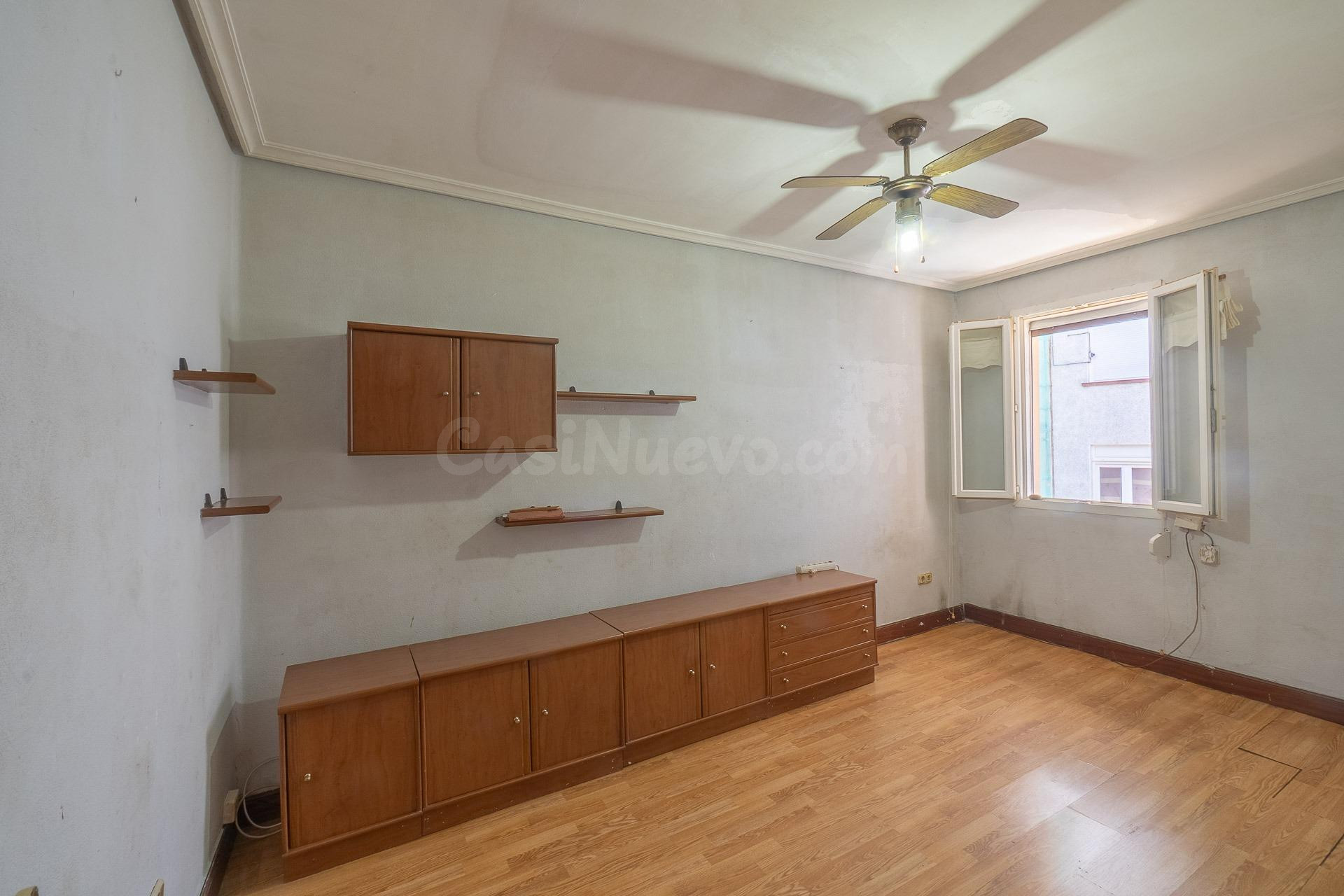 SE VENDE APARTAMENTO EN CASTO CANTERO