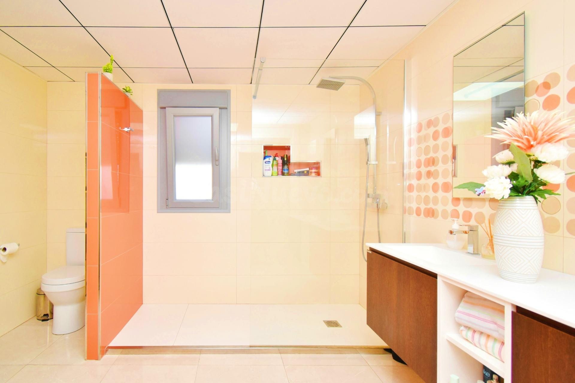 Chalet en la Mejor Zona de La Mojonera, ¡Nuevo con Piscina!  - foto 4