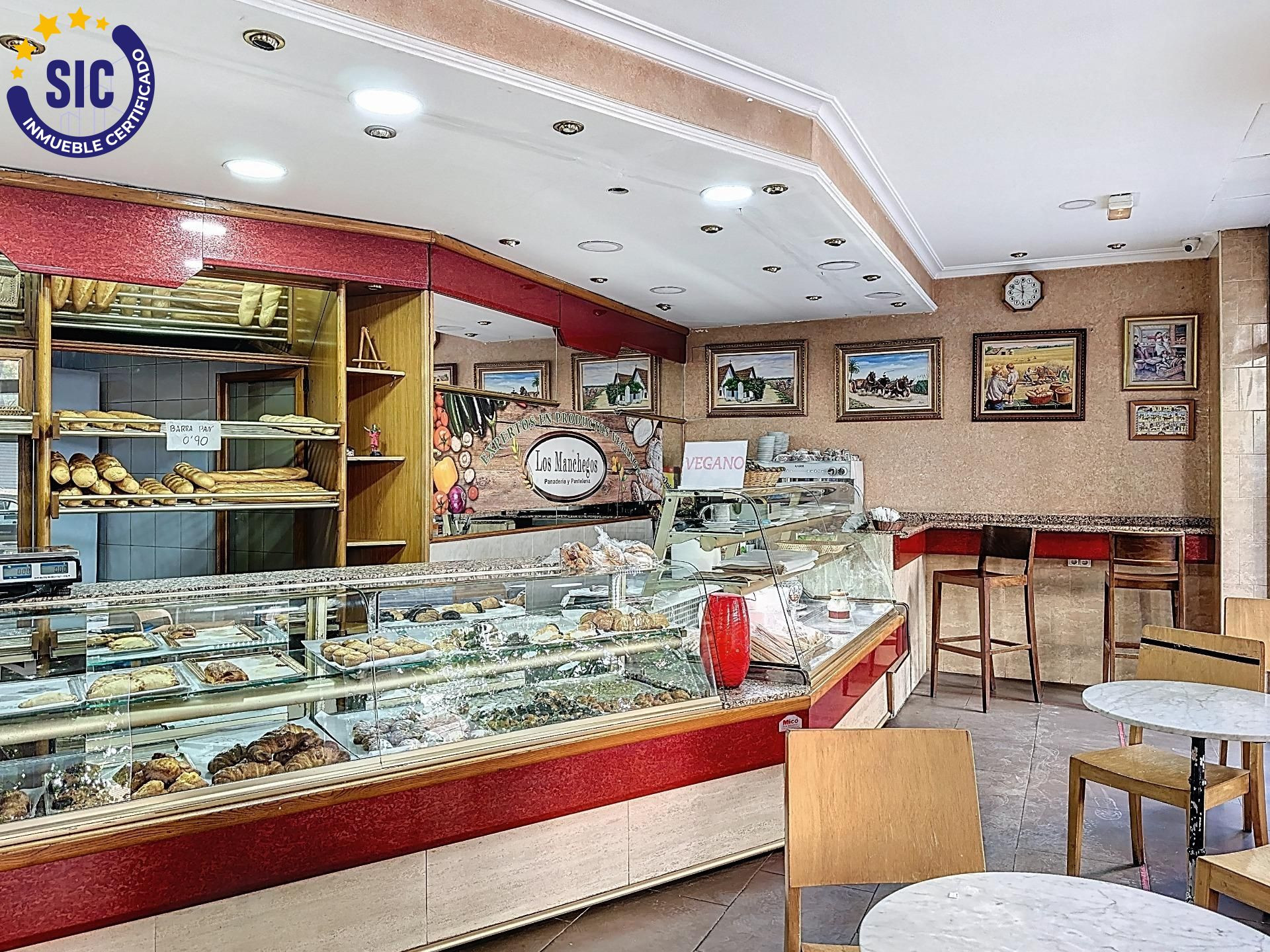 Oportunidad estratégica: local comercial de alto impacto en  - foto 2