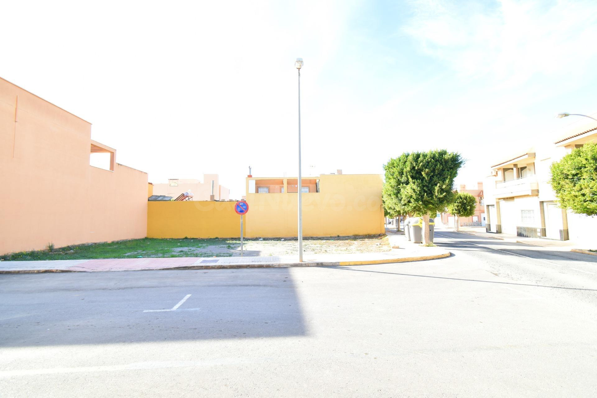 ¿Buscando solar? - foto 5
