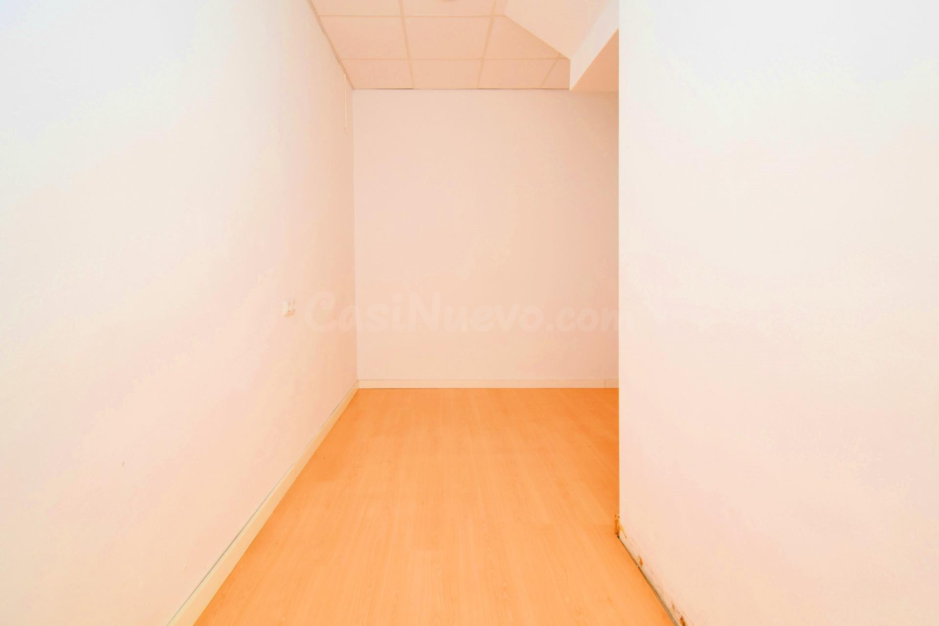¡Oportunidad única! Local comercial en venta con excelente v - foto 4