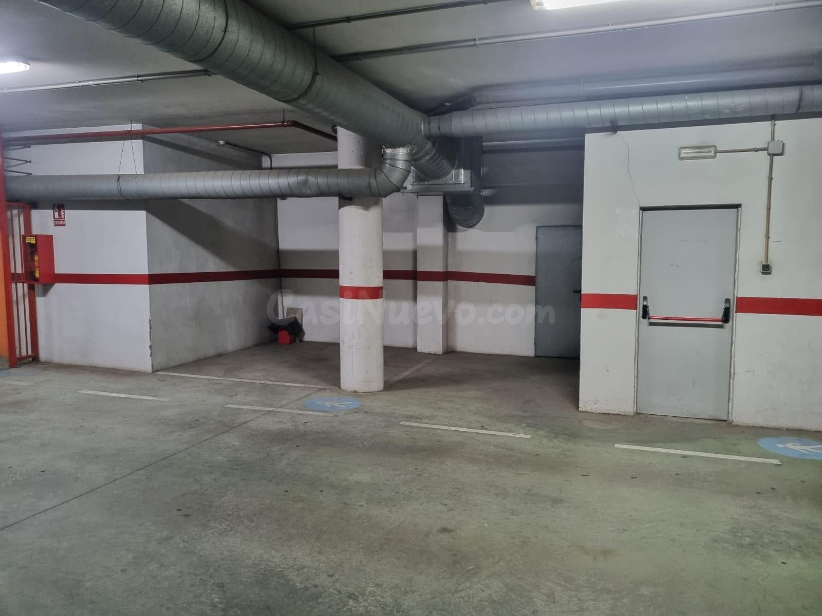 Se vende 1 o 2 plazas de garaje para motos ! - foto 2