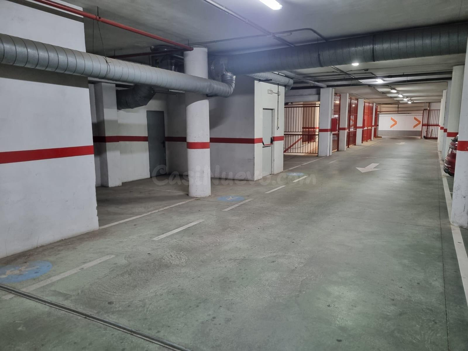 Se vende 1 o 2 plazas de garaje para motos ! - foto 4
