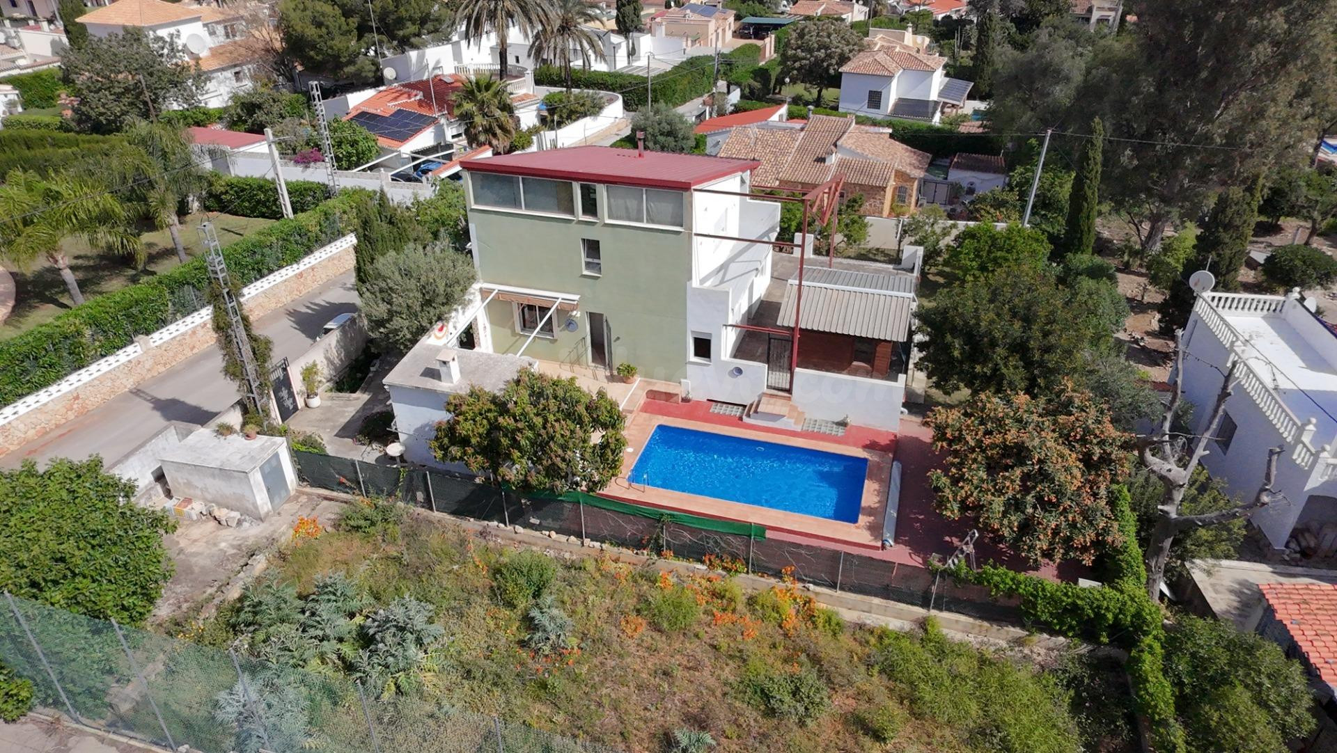 Chalet independiente con vistas abiertas, piscina y gran pot - foto 5