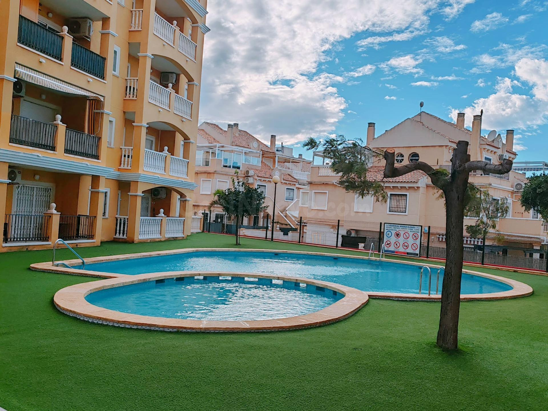 FANTASTICO ATICO CON INCREIBLES VISTAS, PISCINA COMUNITARIA, - foto 2