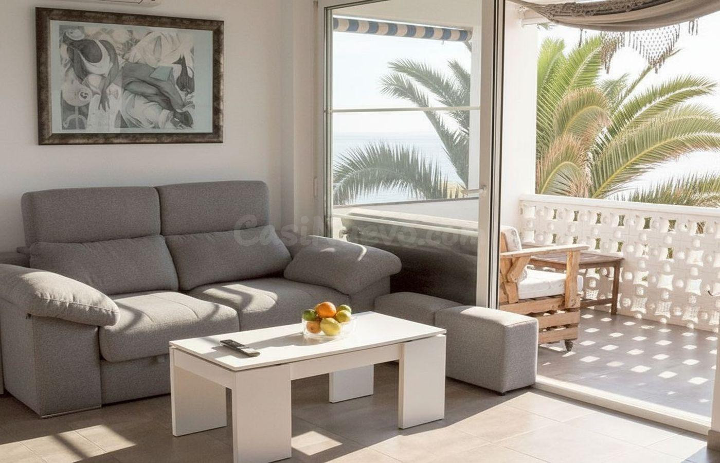ENCANTADOR APARTAMENTO EN PRIMERISIMA LINEA DE MAR - foto 4