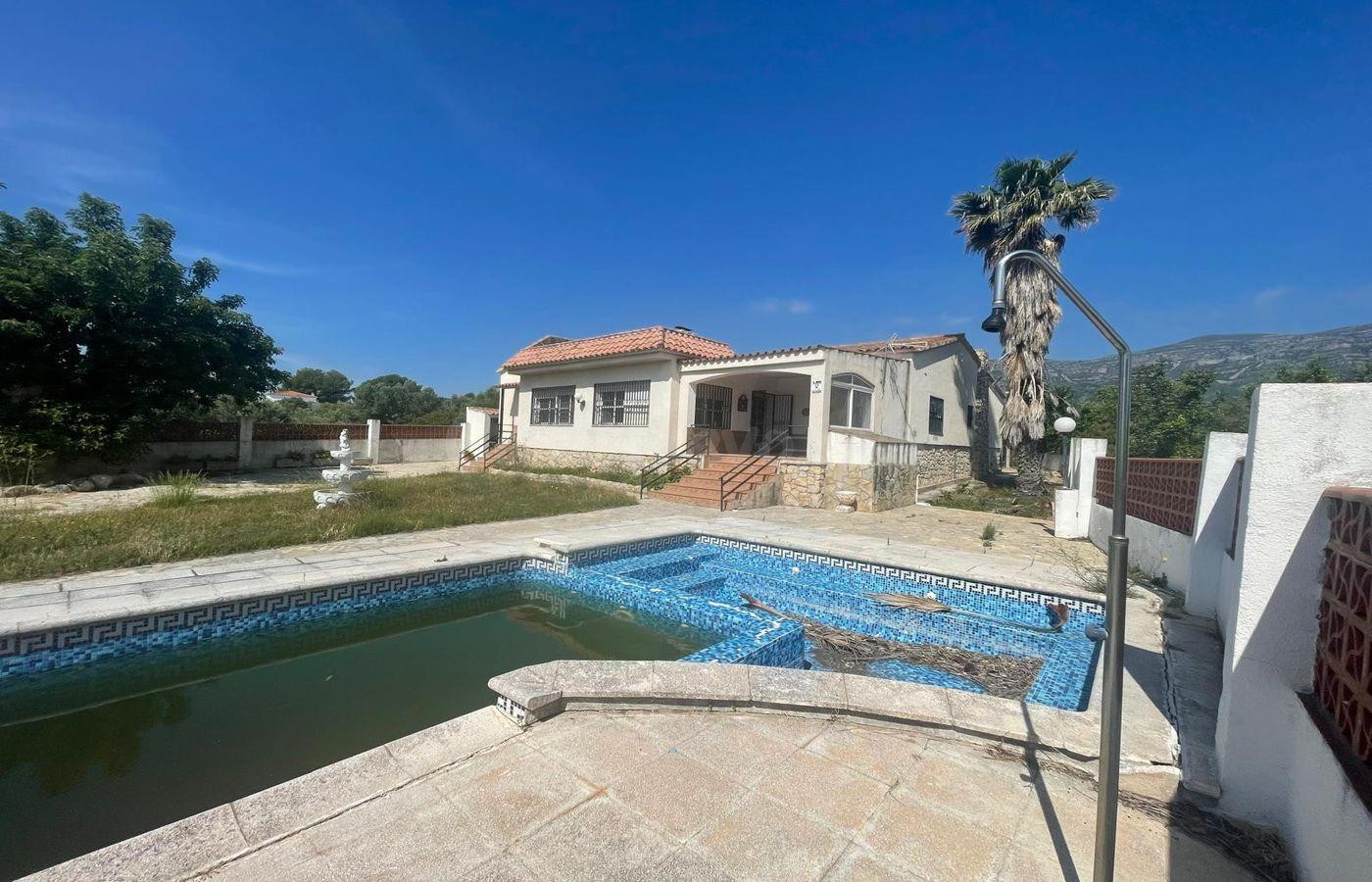 GRAN CHALET A REFORMAR, A TAN SOLO UNOS 300 M DEL MAR - foto 2