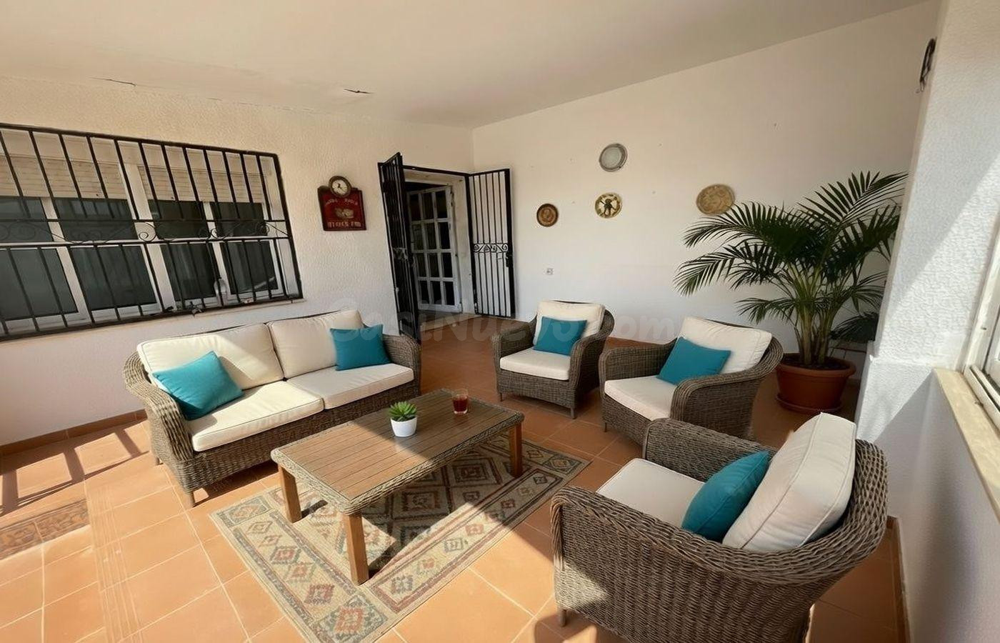 GRAN CHALET A REFORMAR, A TAN SOLO UNOS 300 M DEL MAR - foto 3