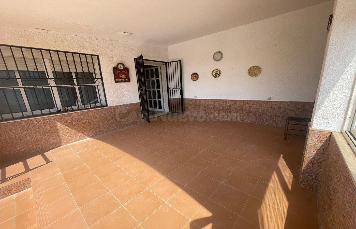 GRAN CHALET A REFORMAR, A TAN SOLO UNOS 300 M DEL MAR - foto 4