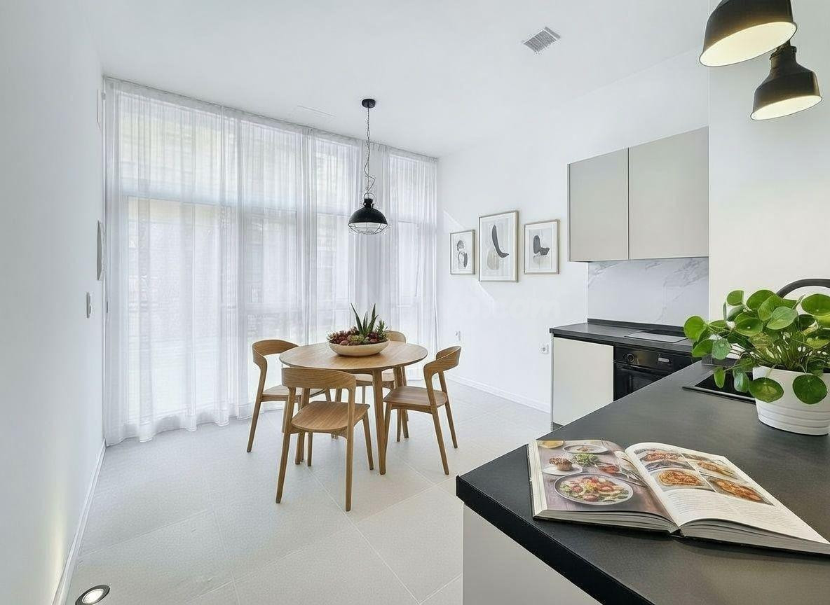 Promoción de 5 viviendas reformadas tipo loft en Nou Moles