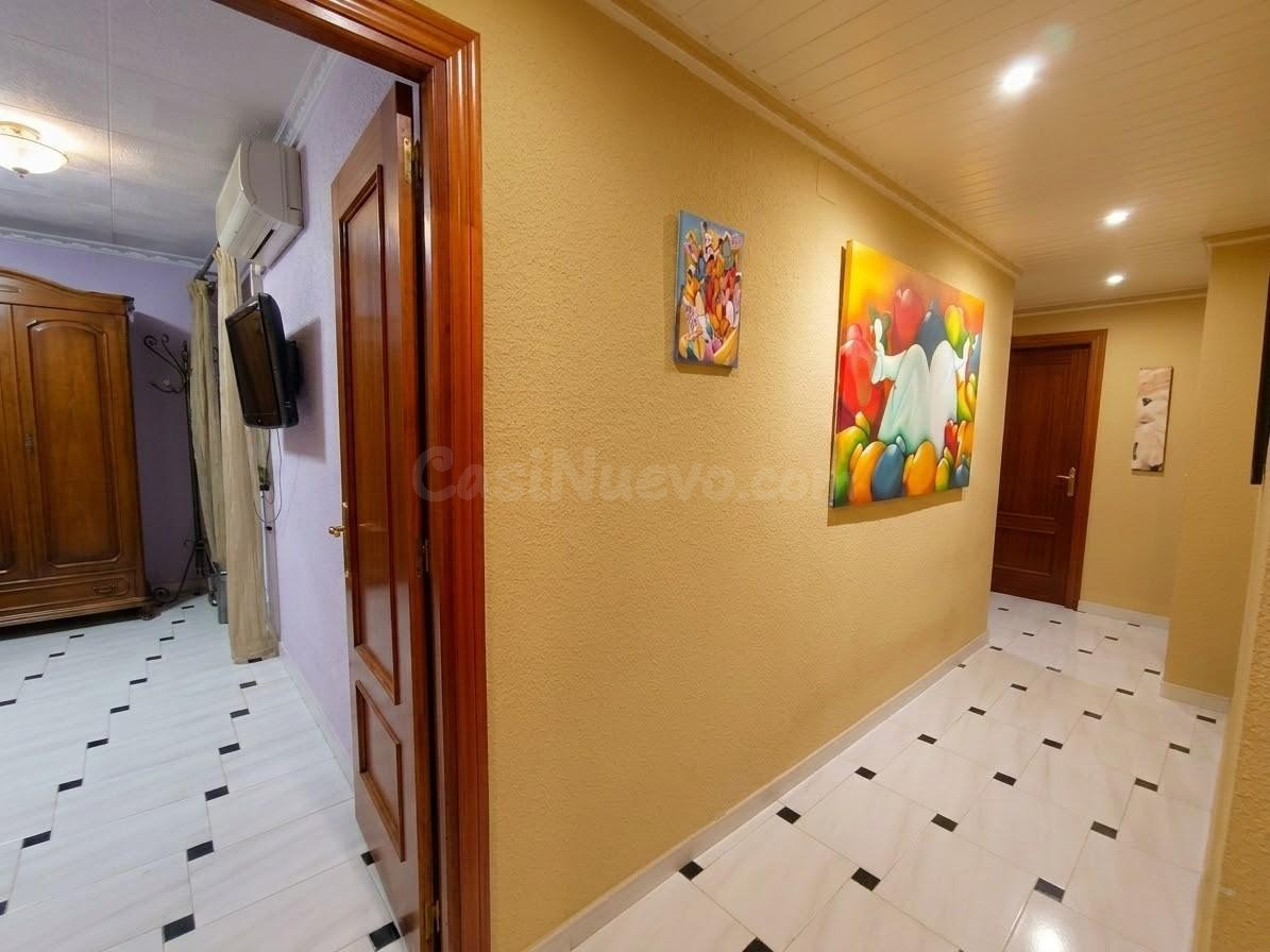 Casa Independiente con Gran Garaje y Terraza Panorámica en C - foto 4