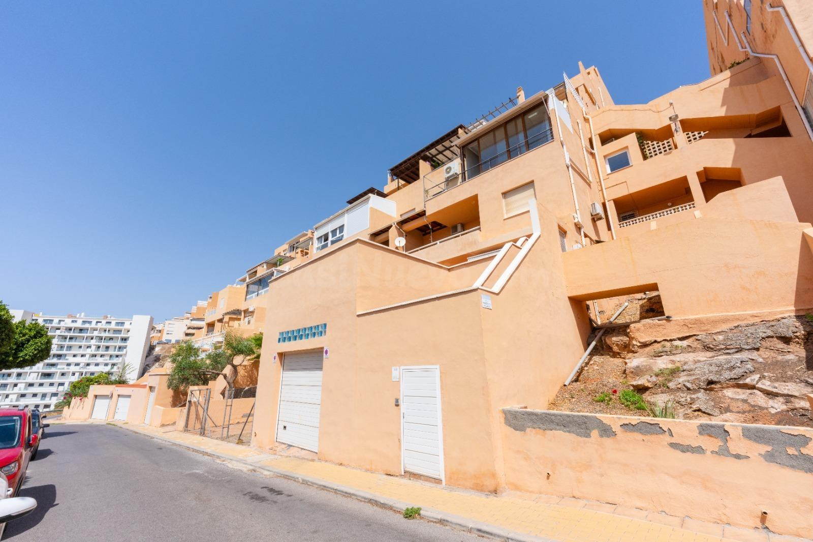 Apartamento de dos habitaciones en Aguadulce - foto 2