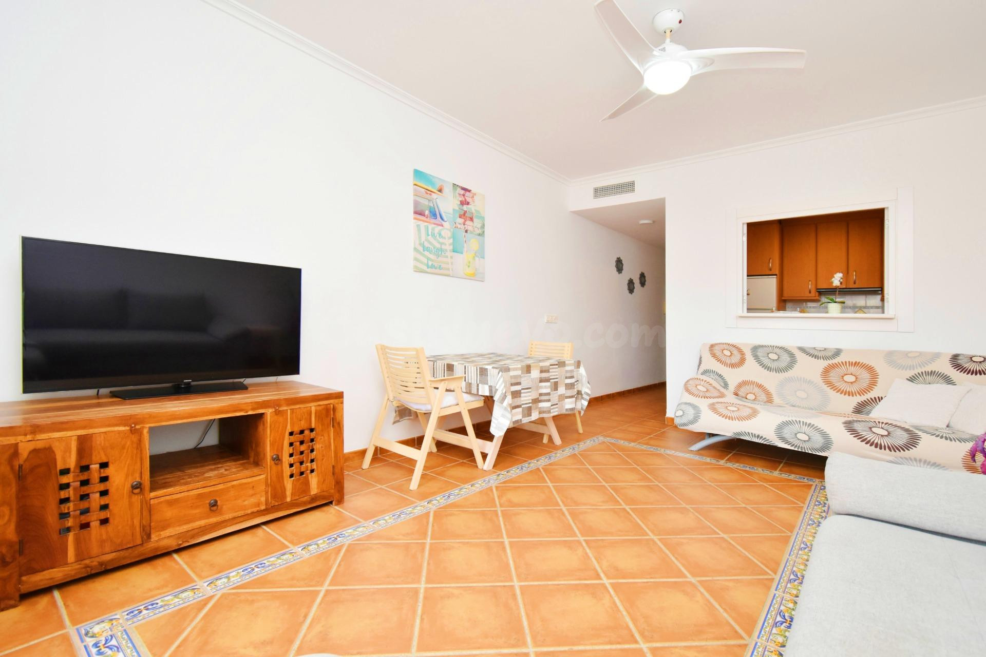 Piso en el residencial villas de almerimar, en orientación s - foto 2
