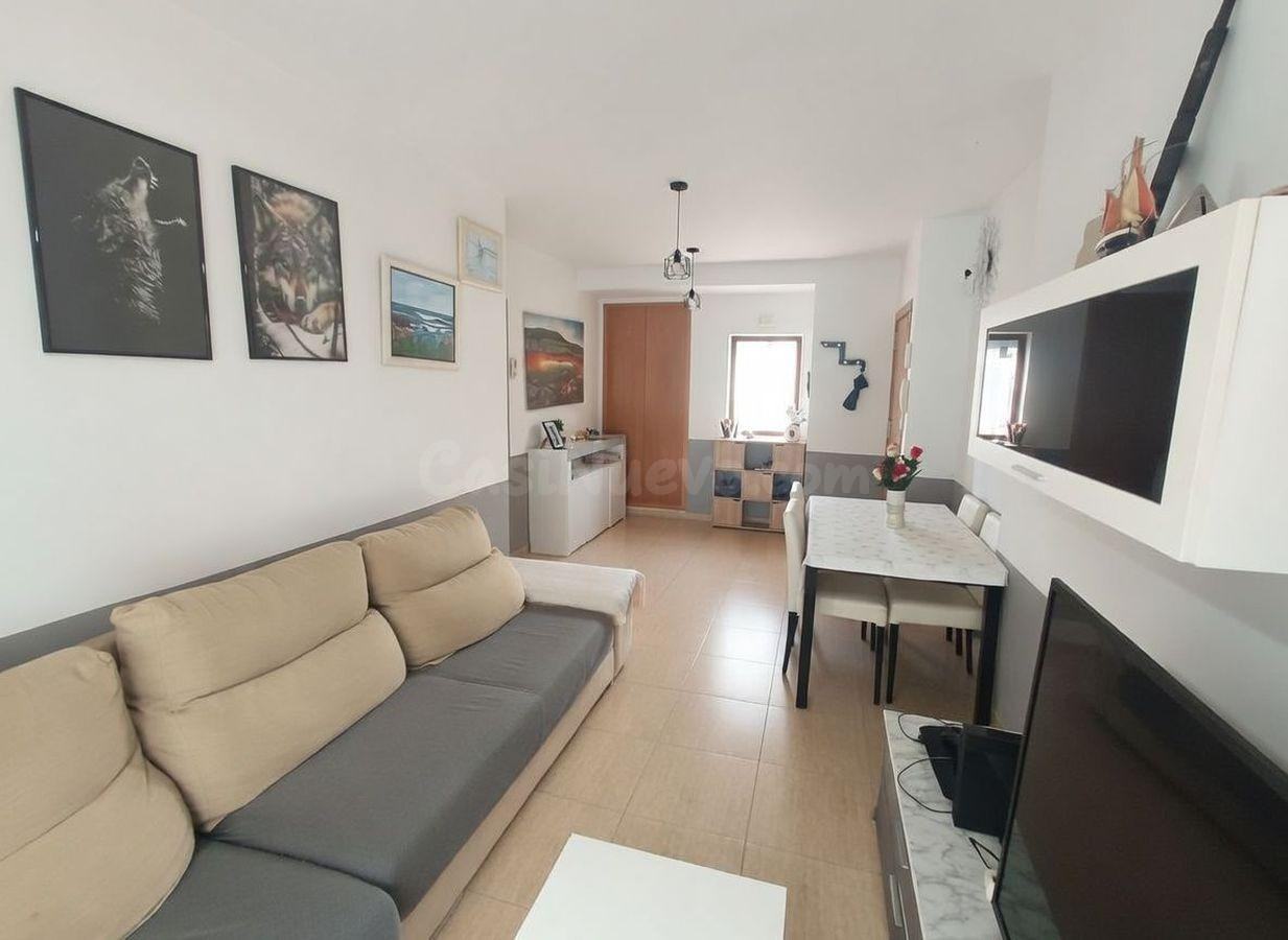 PISO ESQUINERO Y LUMINOSO DE 3 habitaciones - foto 2