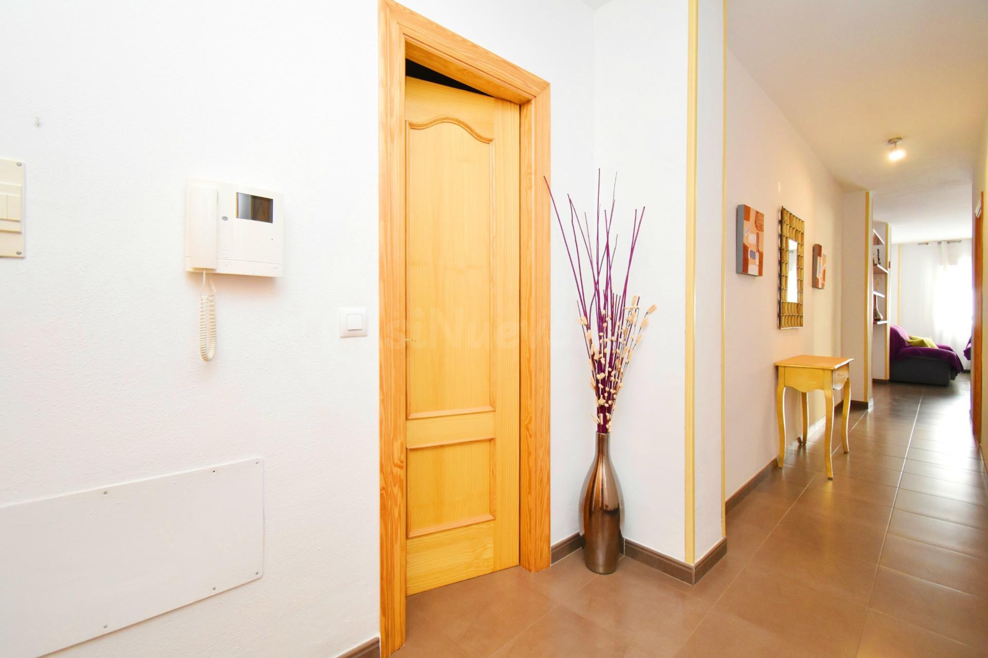 Amplio y Luminoso Piso en El Ejido Norte por €139,000 - foto 3