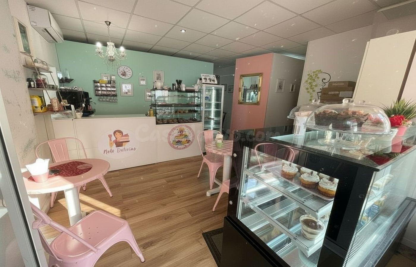 PASTELERIA-CAFETERIA EN PLENO RENDIMIENTO, CENTRICA - foto 2