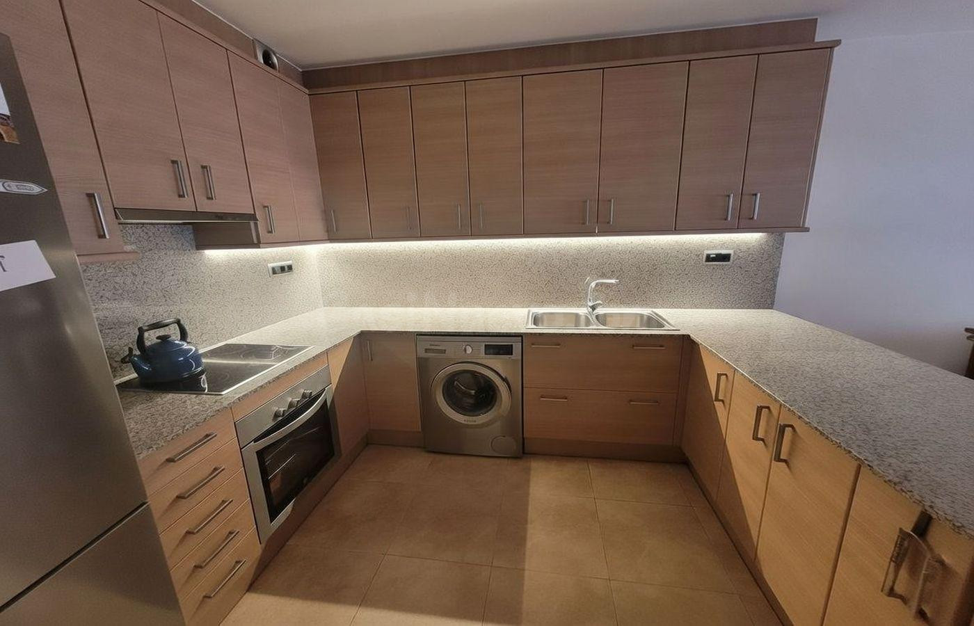 APARTAMENTO EN UNA DE LAS MEJORES ZONAS DE BALAGUER - foto 4