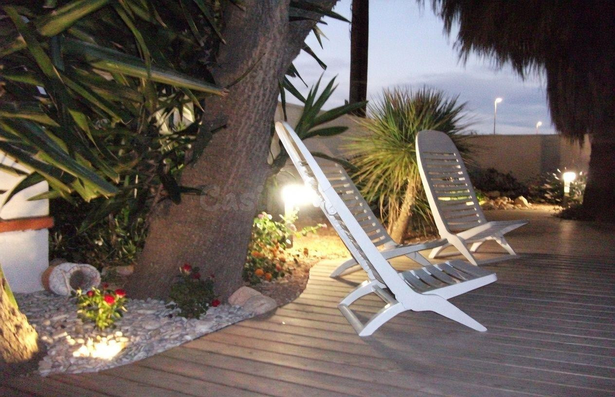 CHALET CON PISICINA, TODO EN UNA PLANTA A POCOS M DEL MAR - foto 3