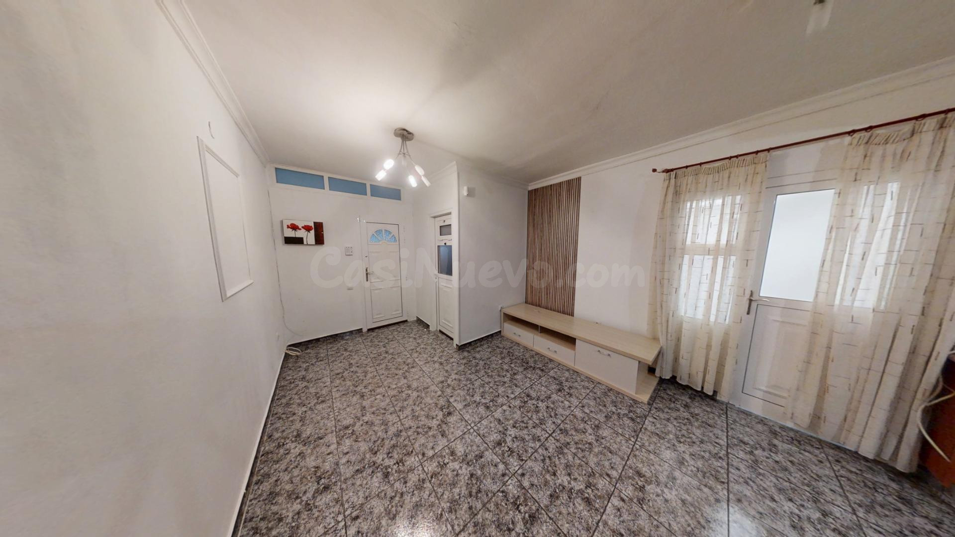 SE VENDE PISO EN PLANTA BAJA CON GARAJE PRIVADO EN LA HERRAD - foto 3