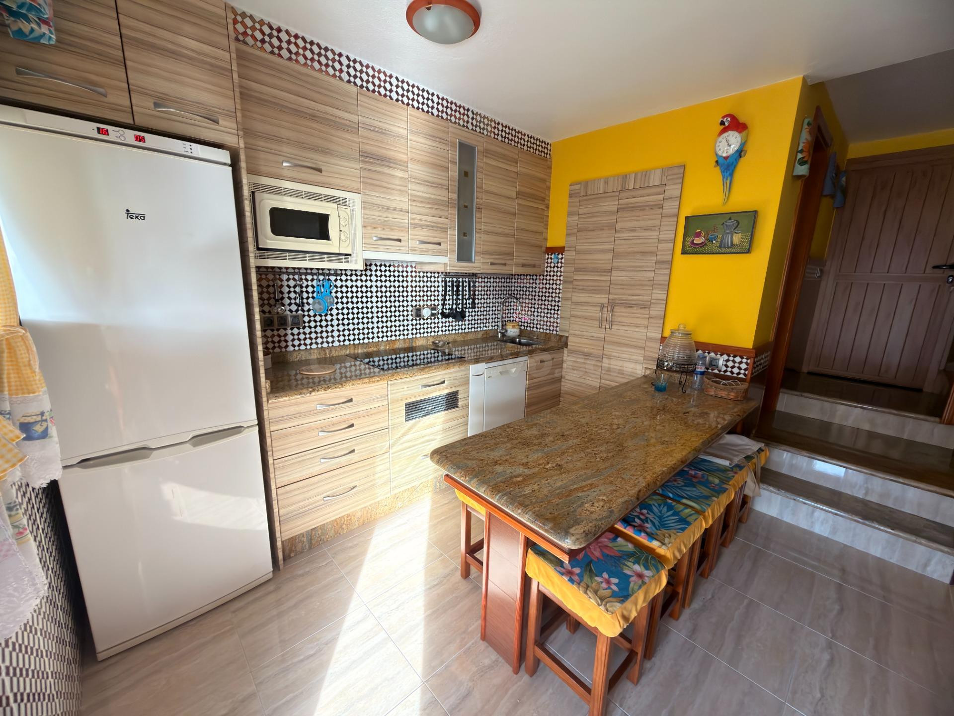 SE ALQUILA PRECIOSO BUNGALOW EN EL COMPLEJO ARIZONA EN PUERT - foto 3