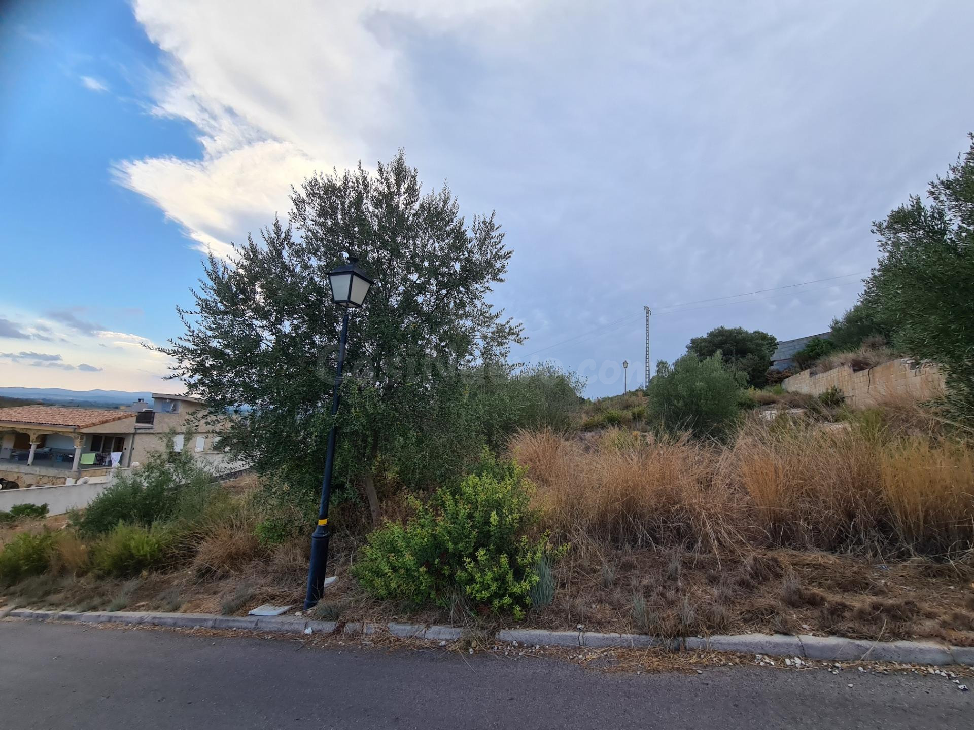Solar urbano de 1000 m2 en Partida la Closa de Vinaròs - foto 2