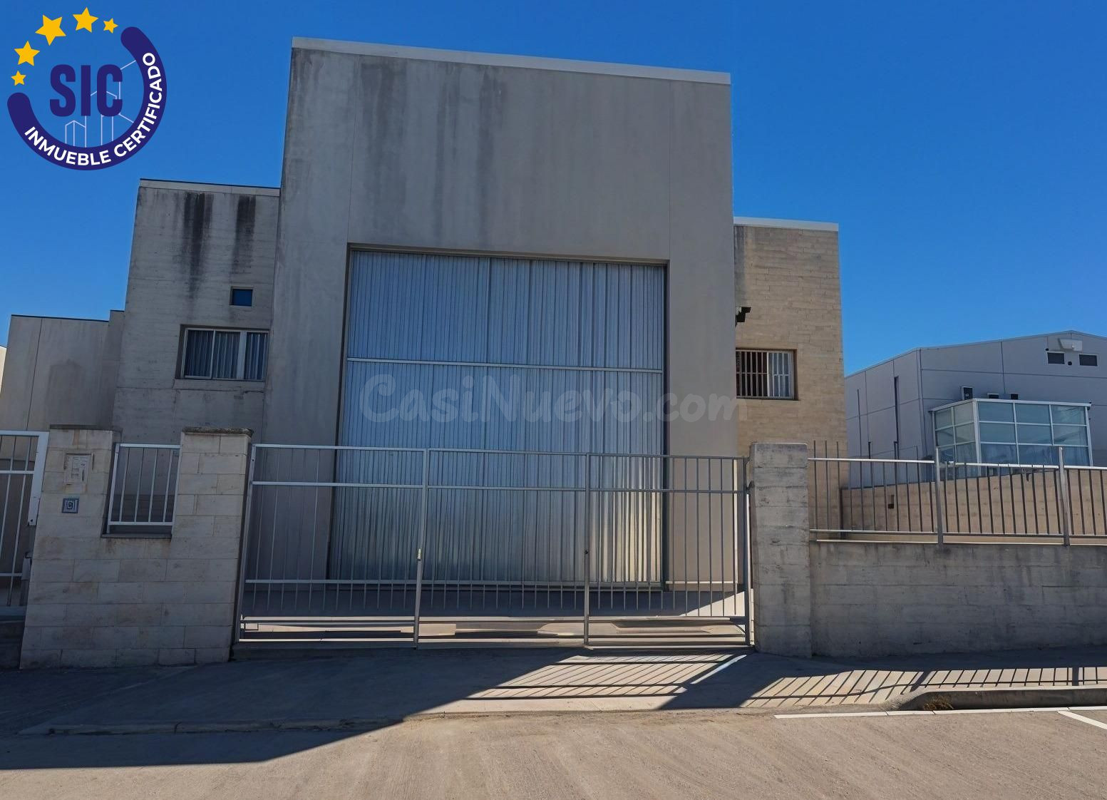 Nave diáfana en Genovés con patio delantero y doble acceso - foto 4