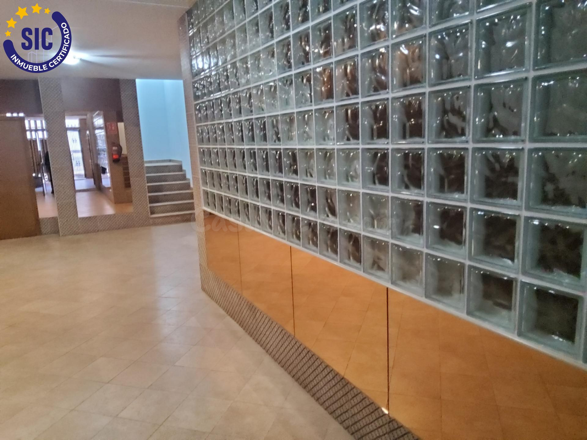 Venta de Vivienda de 573 m2 en Carlet - foto 2