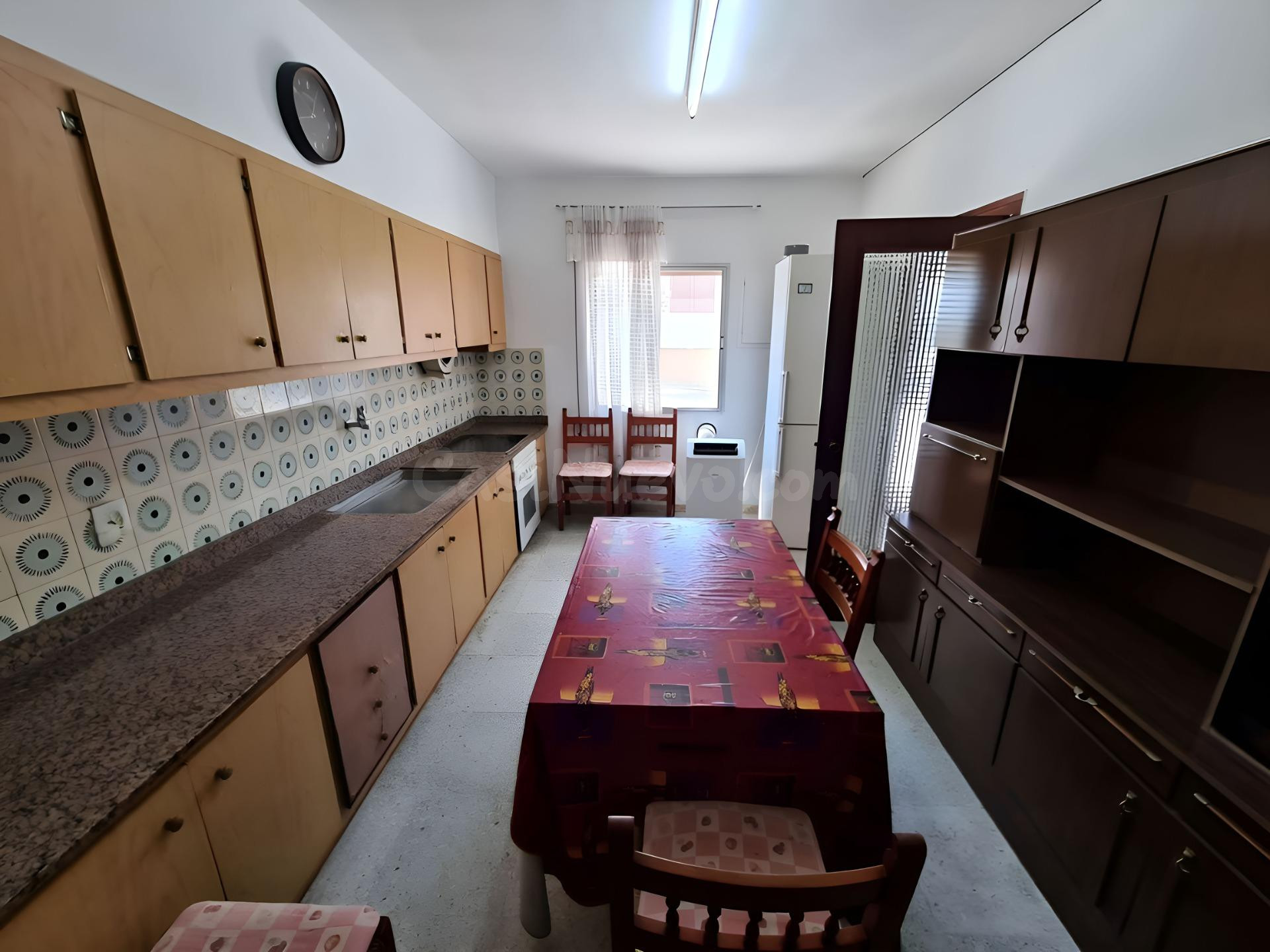 CASA DE 102 M2 CON 3 DORMITORIOS EN ELS MUNTELLS, SANT JAUME - foto 3
