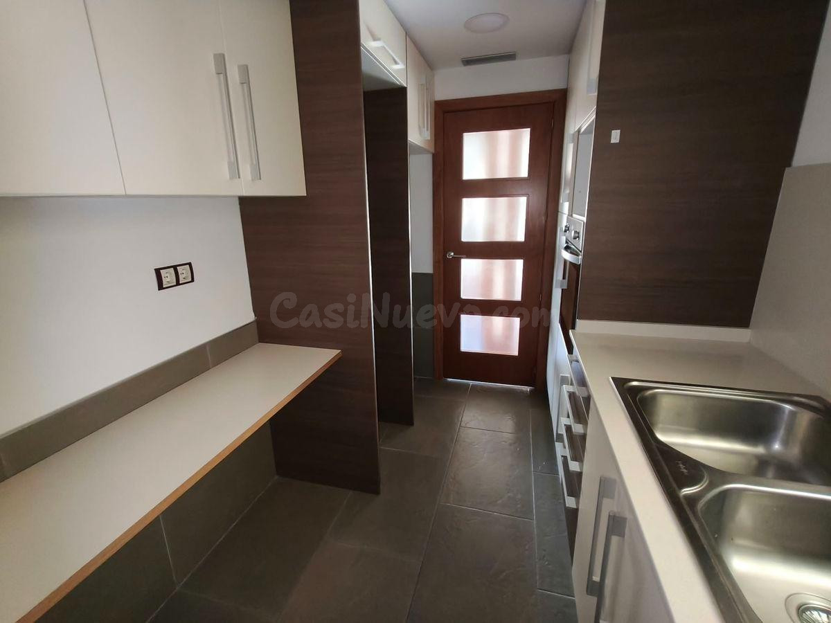Piso en venta en Amposta con una ubicación excelente - foto 3