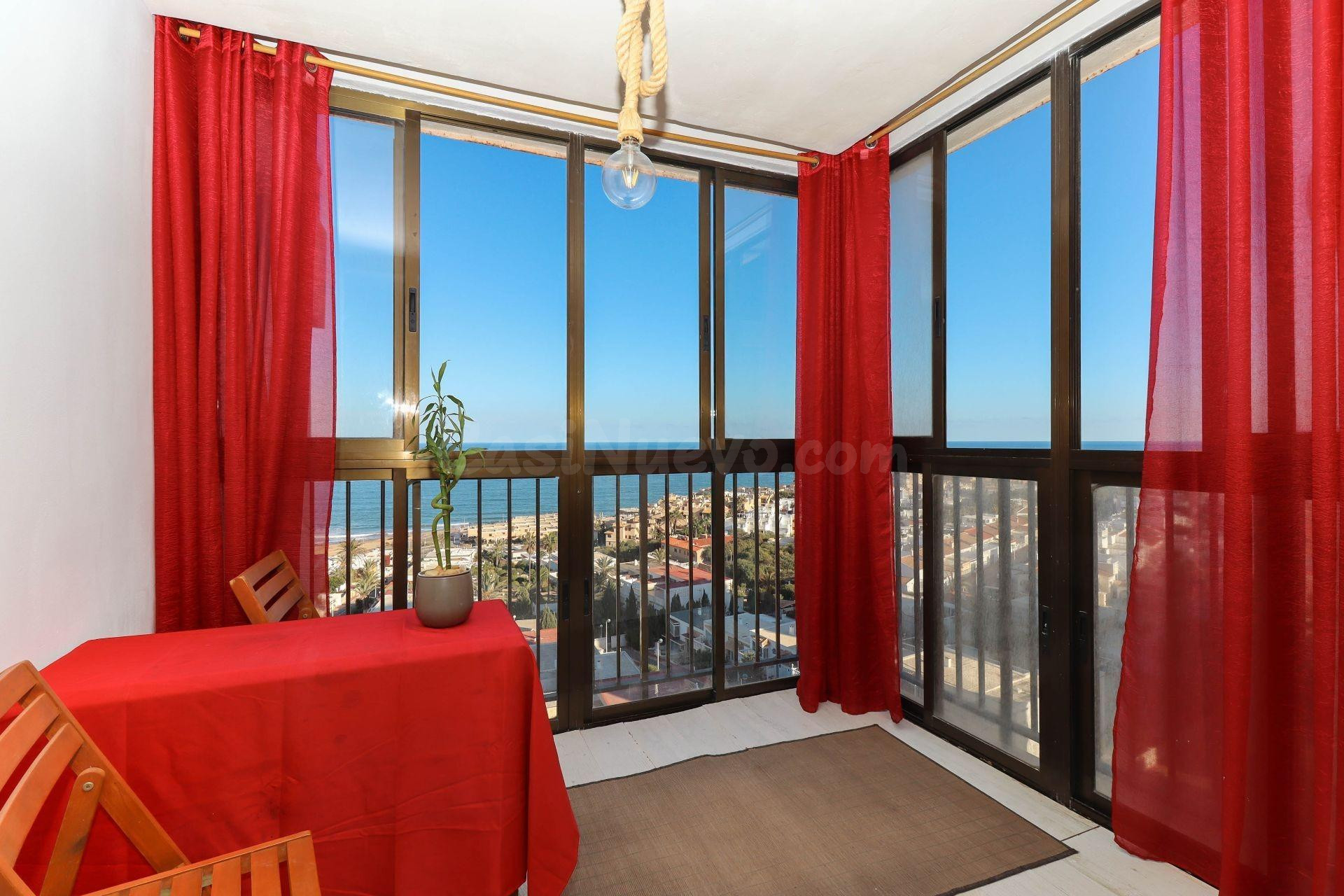 FANTASTICO APARTAMENTO CON INCREIBLES VISTAS AL MAR, IDEAL P - foto 2