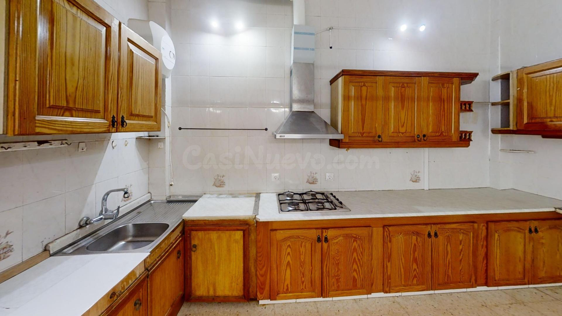 145 m2 para vivir a tu manera junto al mar en Playa del Burr - foto 2