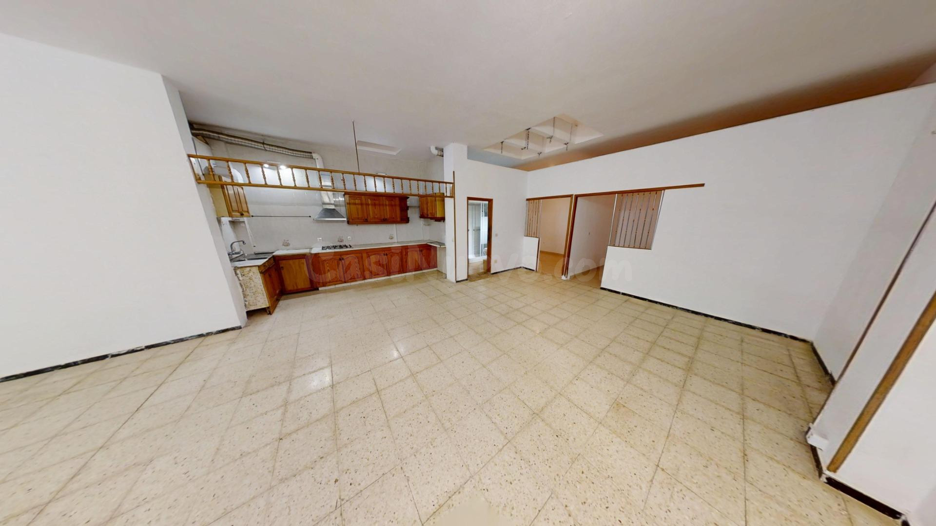 145 m2 para vivir a tu manera junto al mar en Playa del Burr - foto 3
