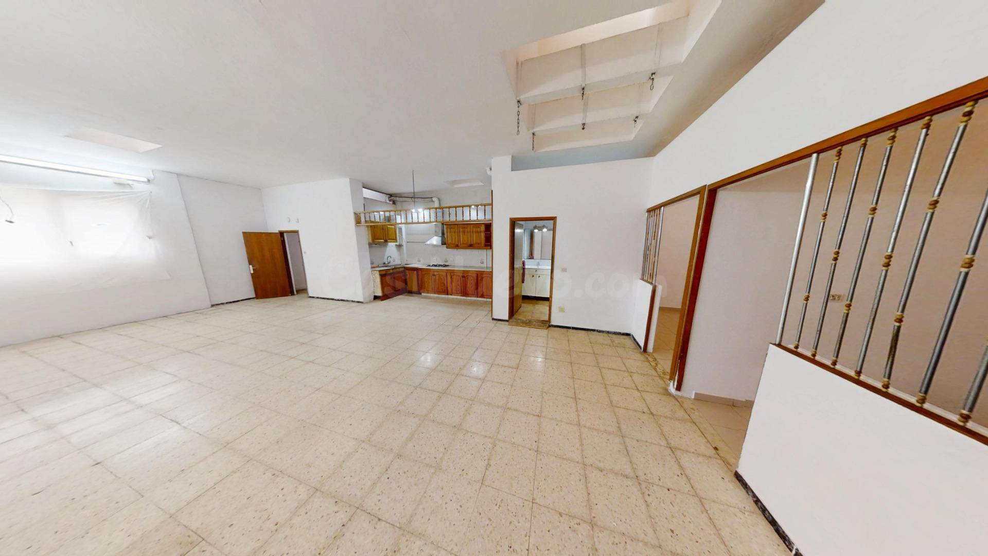 145 m2 para vivir a tu manera junto al mar en Playa del Burr - foto 4