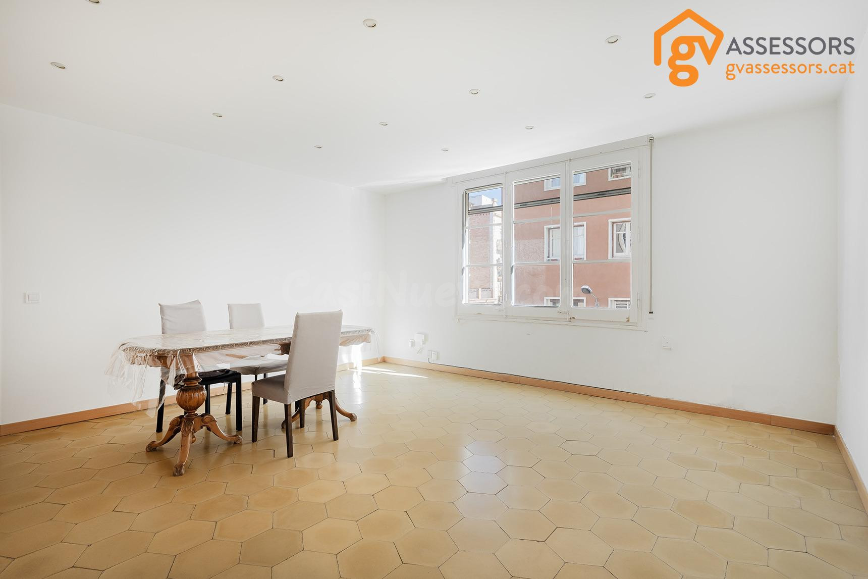 EXCLUSIVO PISO DE 133M2 CON 5 habitaciones. - foto 3