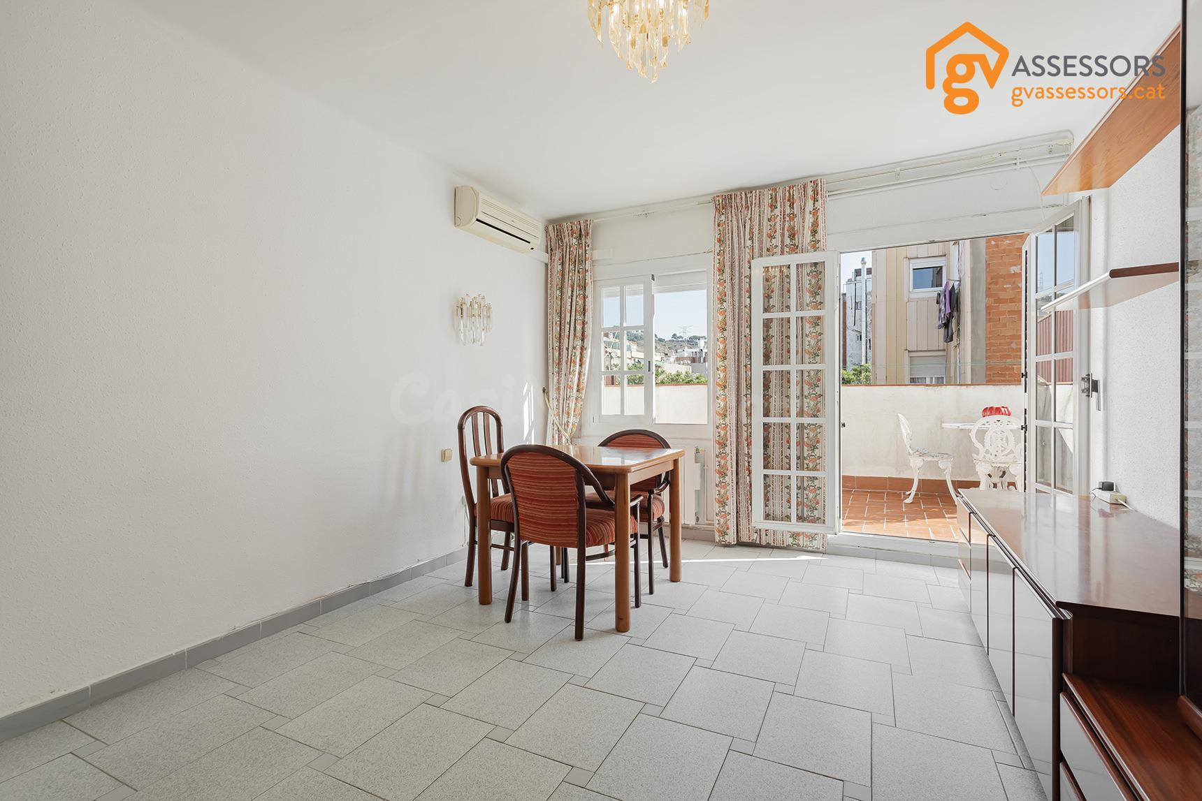 ÁTICO CON 2 habitaciones Y TERRAZA - foto 4