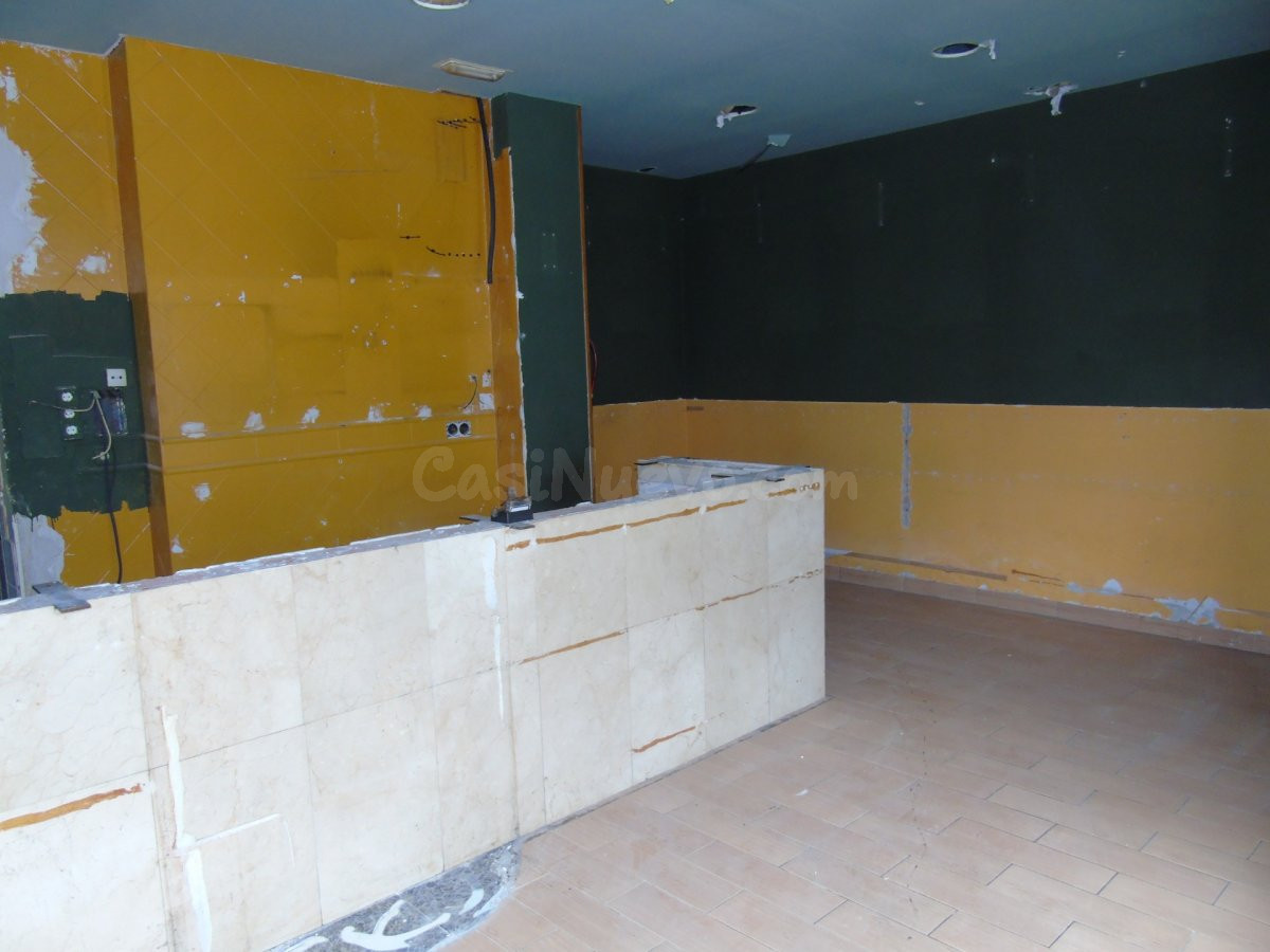LOCAL COMERCIAL SEMIACONDICIONADO - foto 5