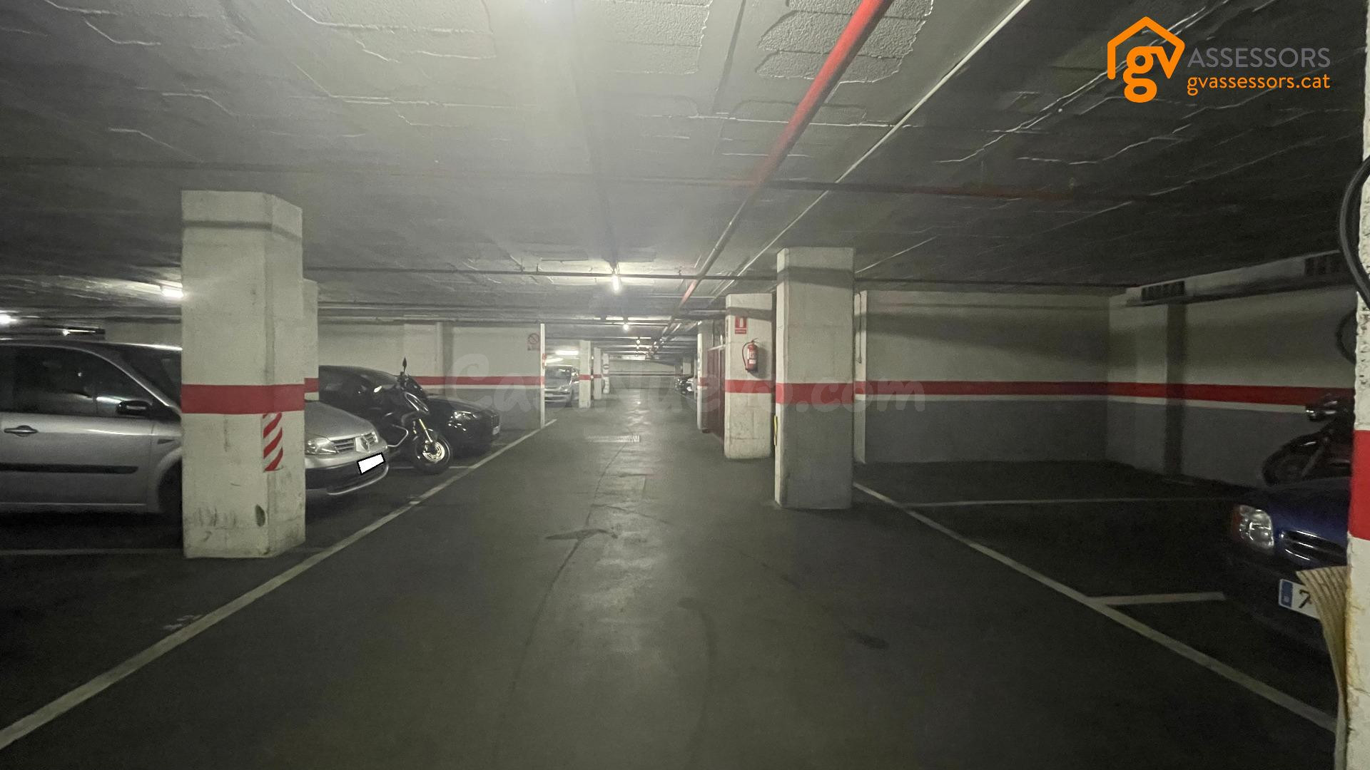 PLAZA PARA COCHE MEDIANO - foto 4