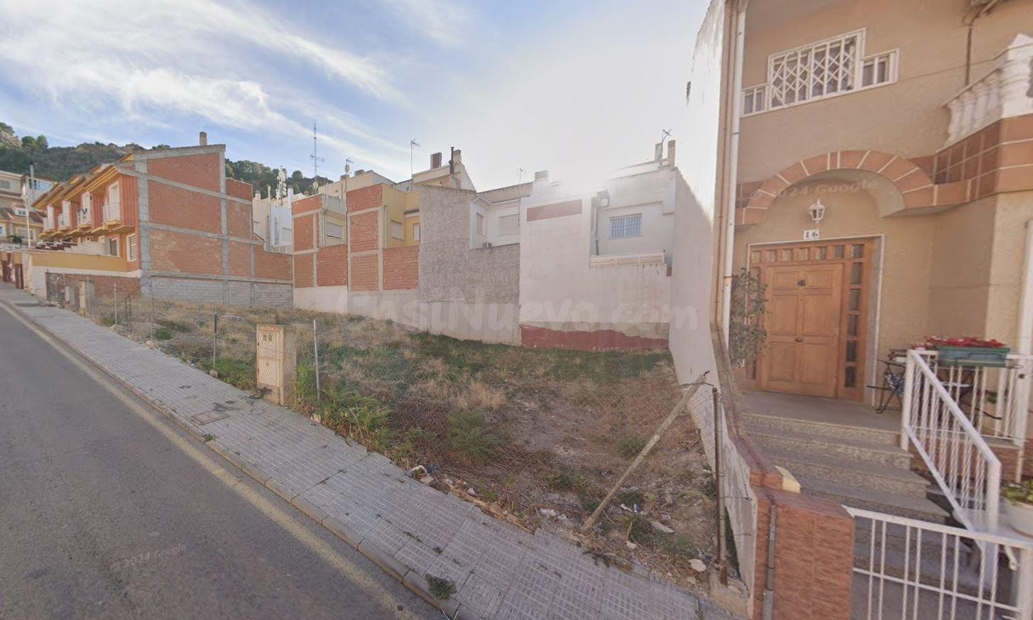 Oportunidad para Promotores: Parcela urbana en Montegrande p - foto 2