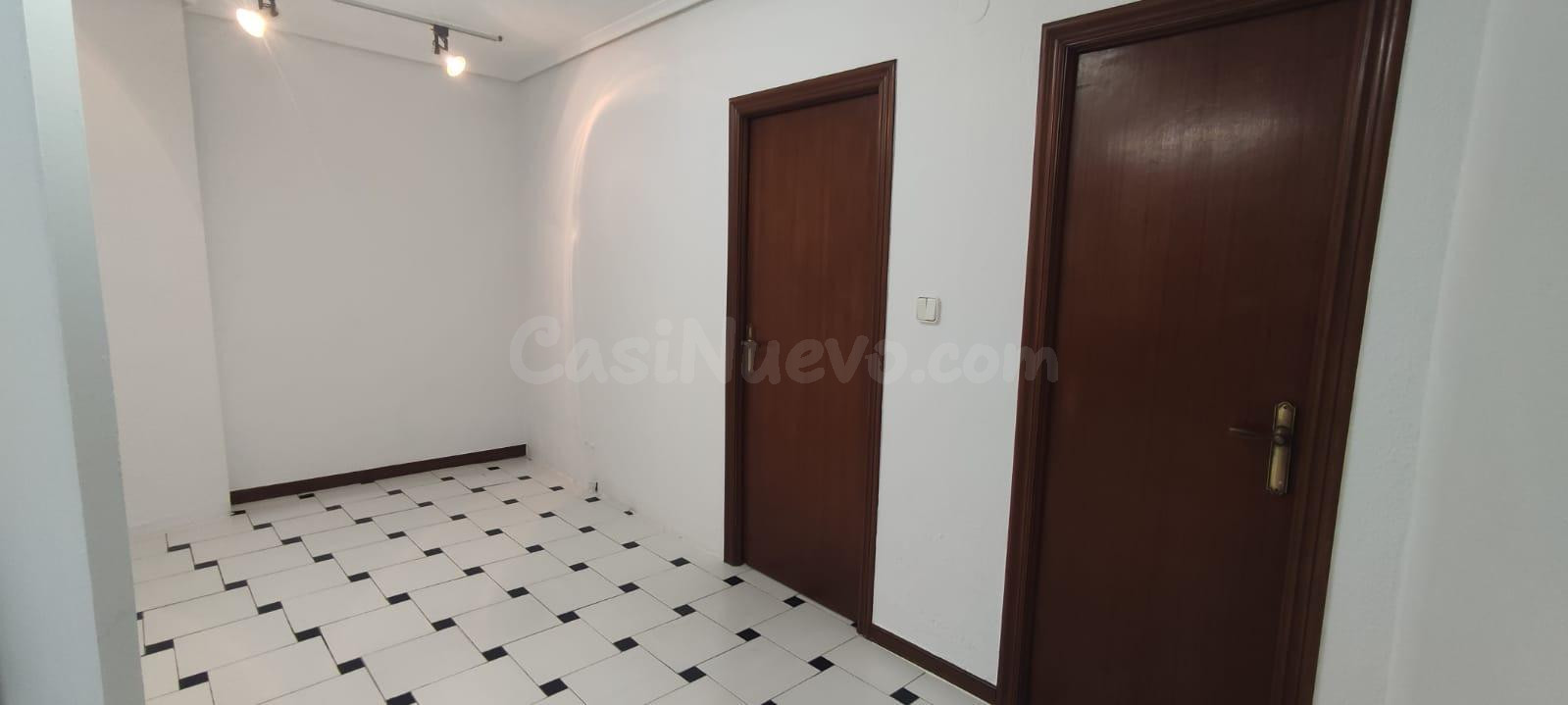 LOCAL COMERCIAL - foto 4