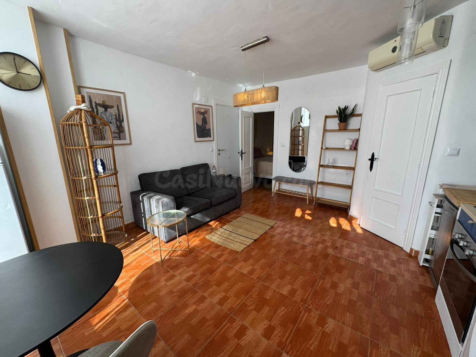 MAGNIFICO Y COQUETO BUNGALOW EN PLANTA ALTA CON PISCINA COMU - foto 5