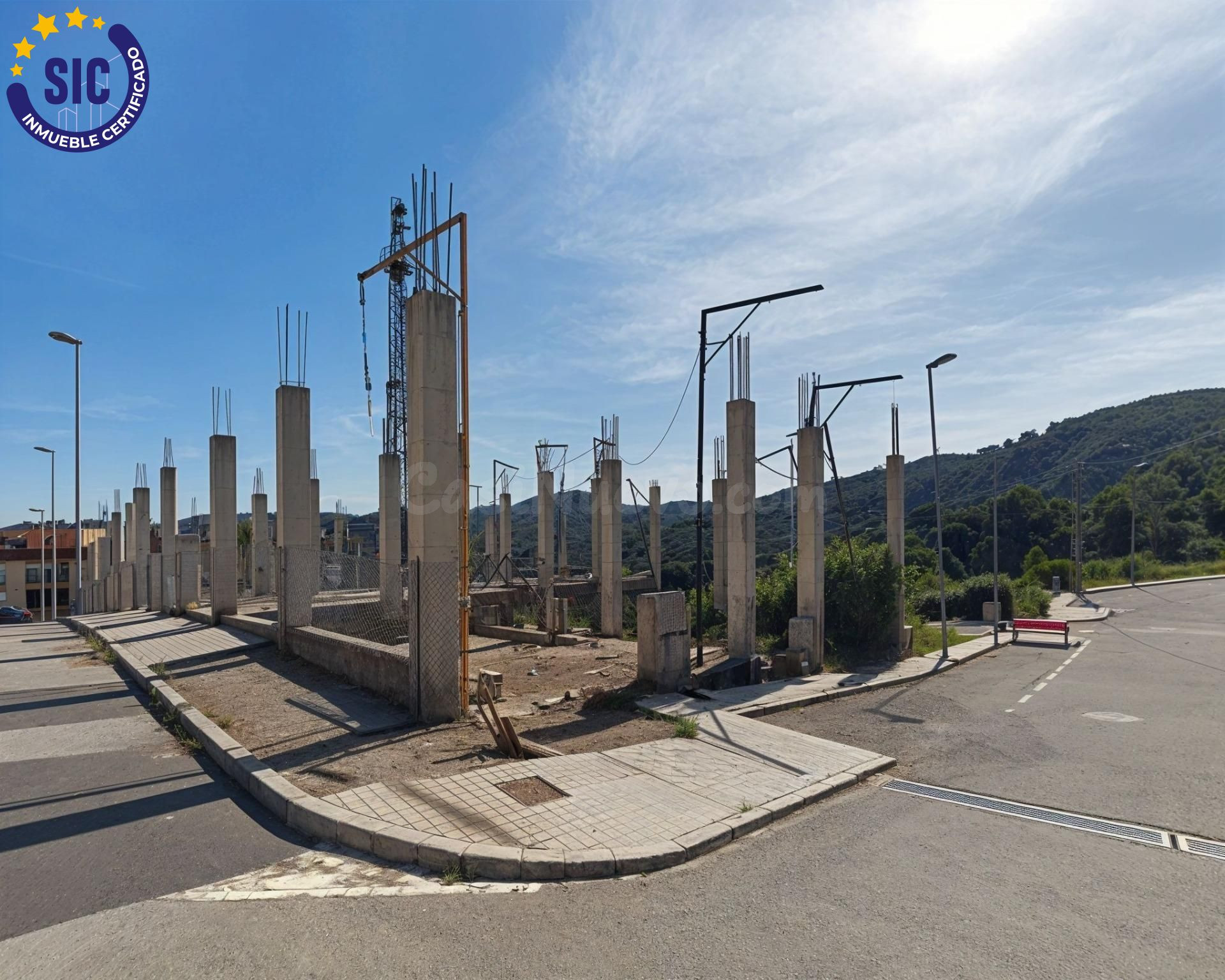 ¡Oportunidad para Promotores! Suelo Urbano con Estructura pa - foto 2