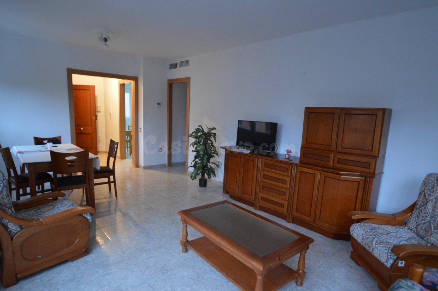 VIVIENDA DE ALQUILER DE 4 DORMITORIOS PARA ESTUDIANTES - foto 2