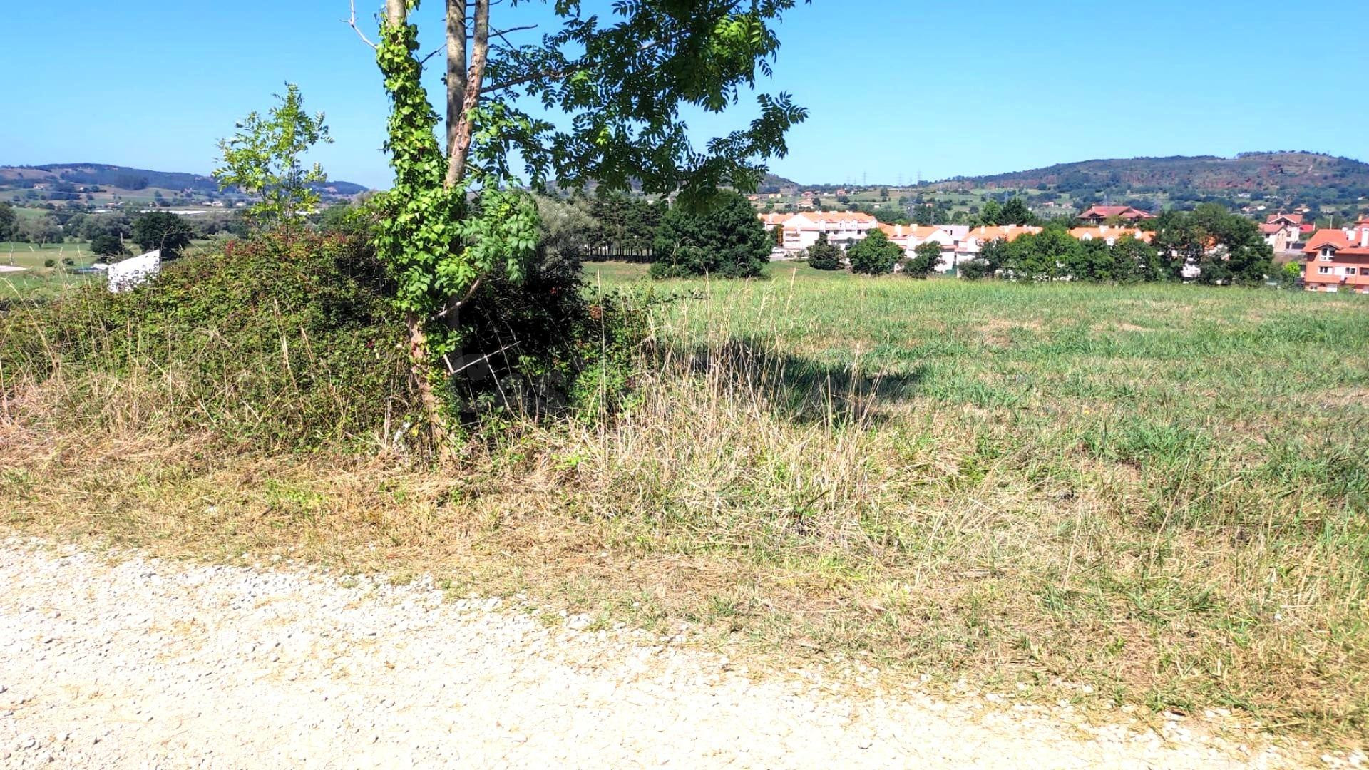 Terreno urbanizable en Penagos - foto 4