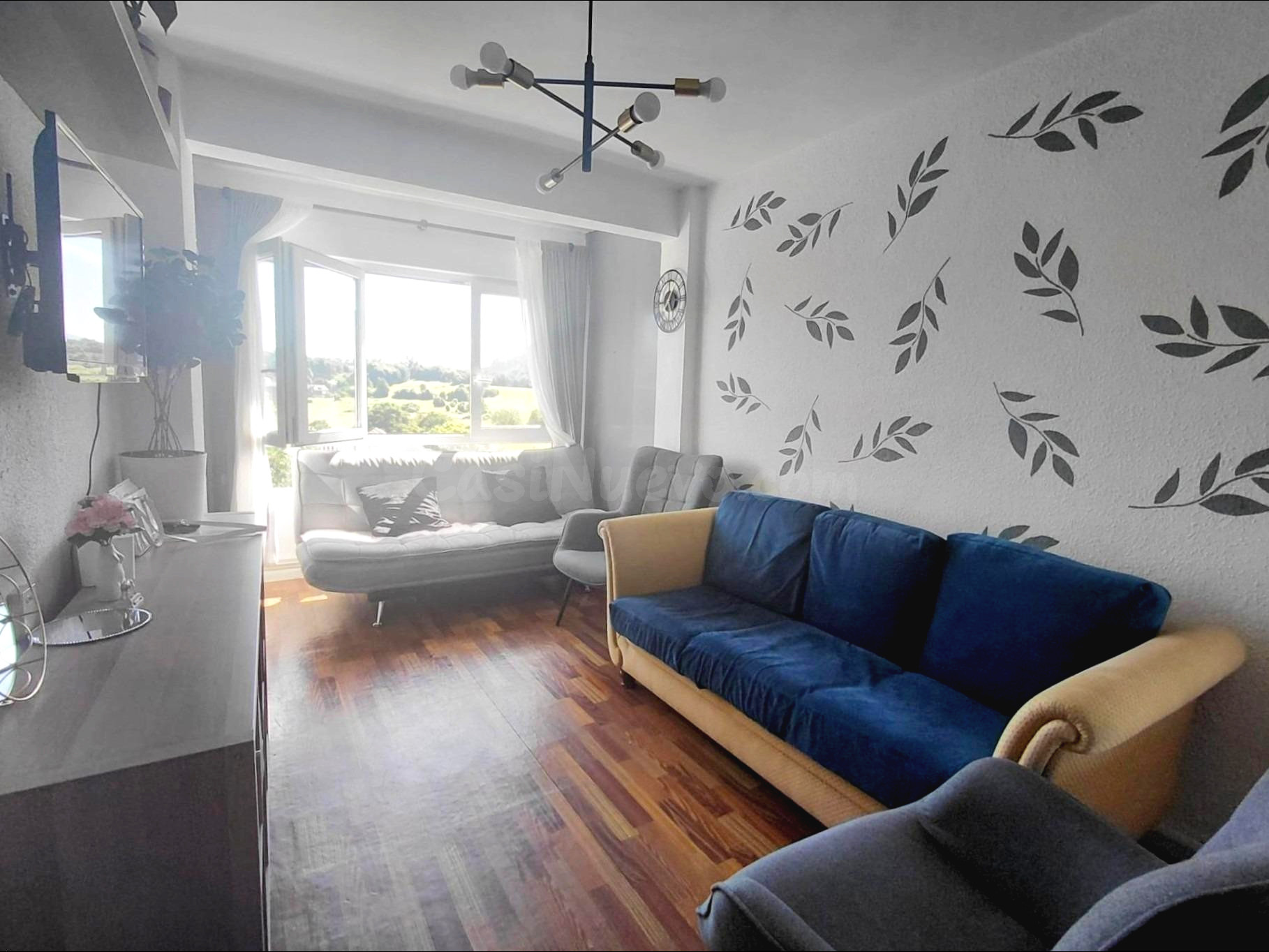 PISO DE TRES habitaciones EN SOLARES