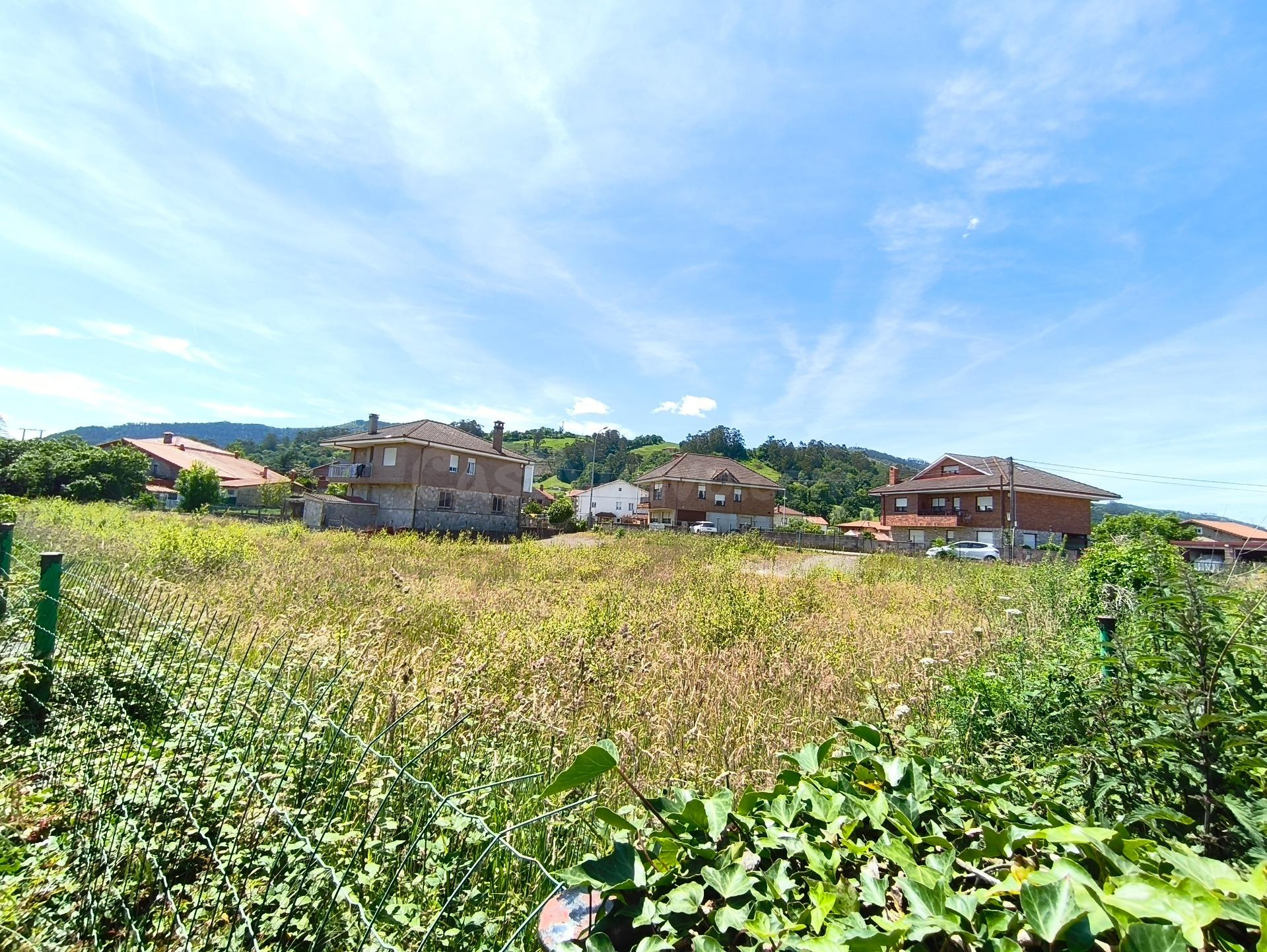 Exclusivos terrenos urbanos en Santa Mª De Cayón - foto 2