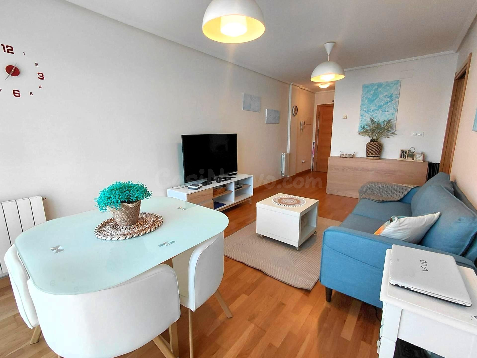 Piso de dos habitaciones con plaza de garaje y trastero en A - foto 4